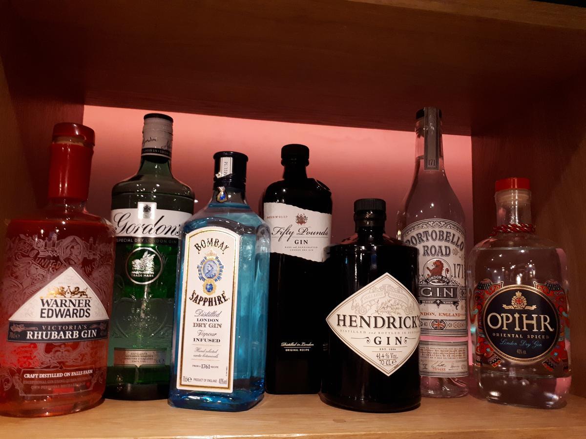 Ty Glyndwr Bunkhouse, Bar And Cafe Hostel Caernarfon Bagian luar foto
