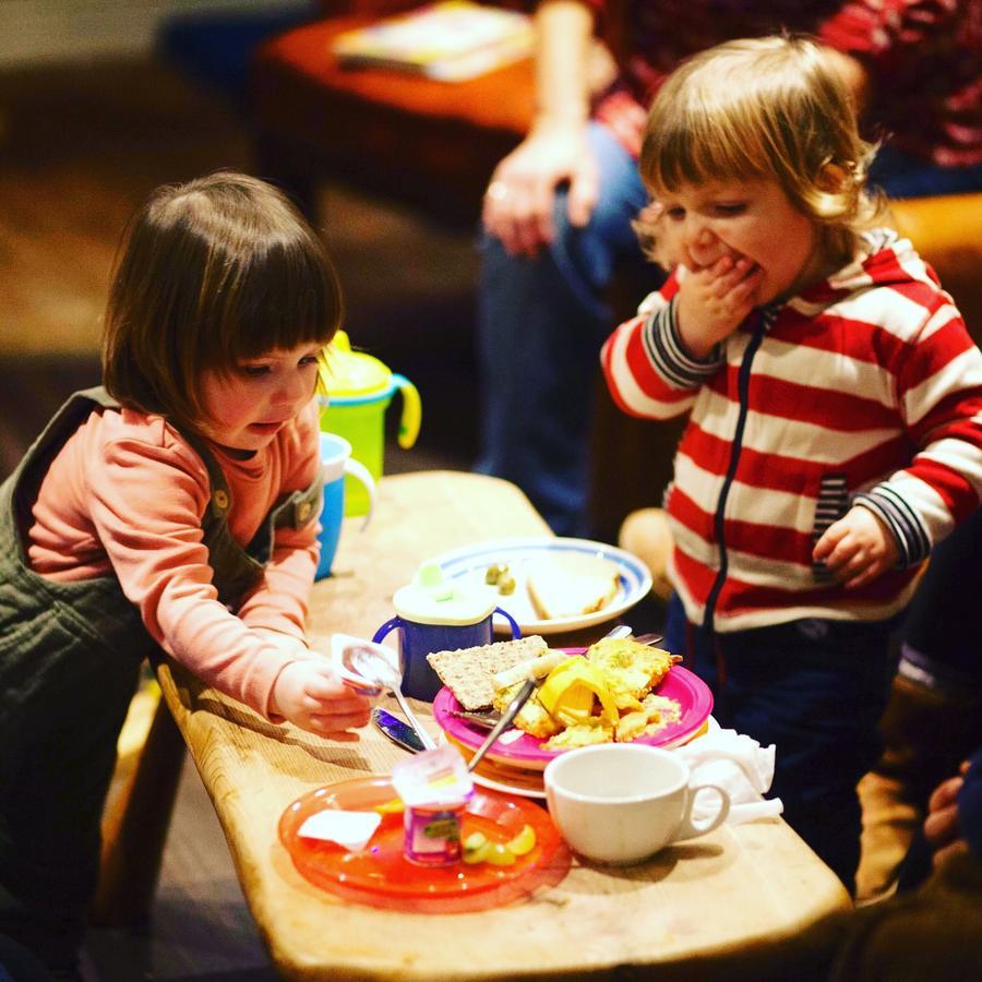 Ty Glyndwr Bunkhouse, Bar And Cafe Hostel Caernarfon Bagian luar foto